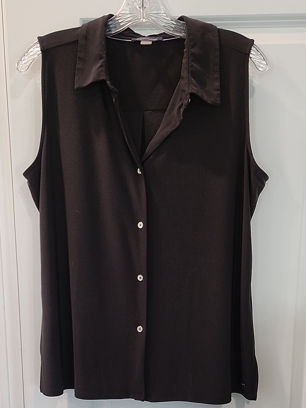 Tommy Hilfiger Classic Black Sleeveless Button-Front Top Large